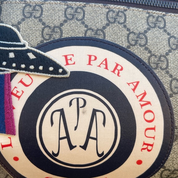 SOLD Gucci Courier GG Supreme Belt & Waist Bag - Picture 2 of 9